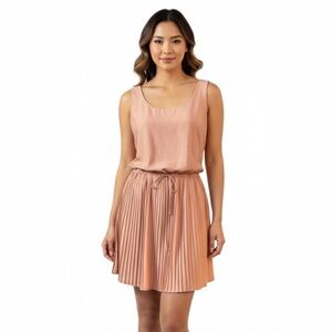 NWT! BCBGeneration Peach Blush Pleated Tank Mini Dress Evening Party Women Small